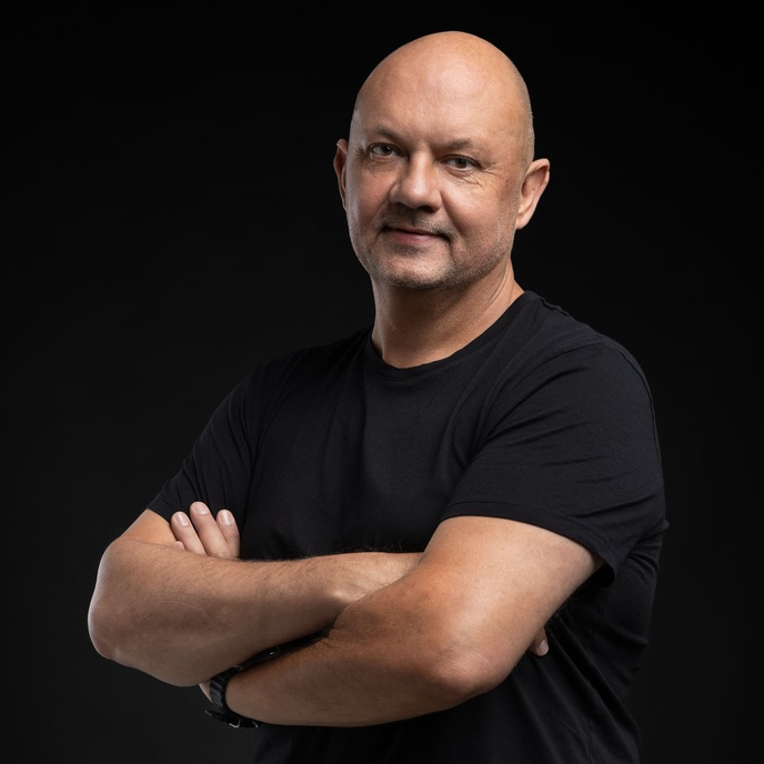 Leon Stoltz Miami Beach realtor portrait